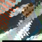 Dhila Hasna profile icon