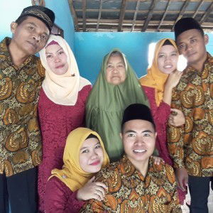 Ana Una profile icon