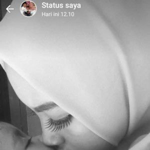 Reni Apriyani profile icon