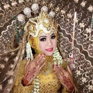 She Bintang Hati profile icon