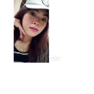 maretya rika w profile icon