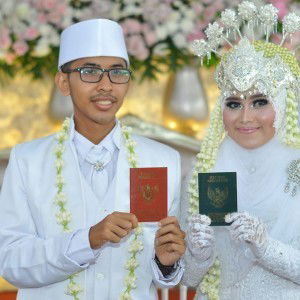 Rezkha Agustiena profile icon