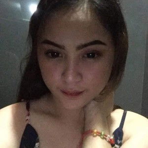 Christhine Gliocam profile icon