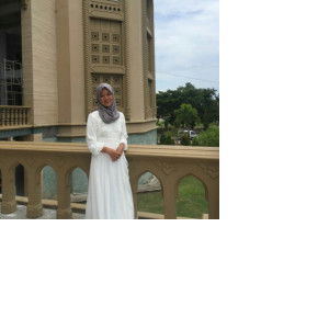 Dwi Fadhiliani profile icon