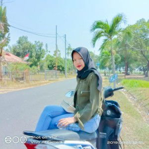 Dini Yulianti profile icon