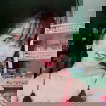 Nhi Nhi profile icon