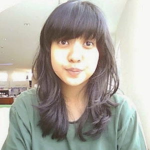 ayu indah profile icon