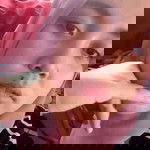 Sri Wahyuni Part II profile icon