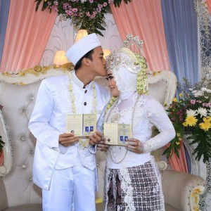 Rivnia Wulandari profile icon