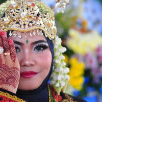 Ratna Nuraini profile icon