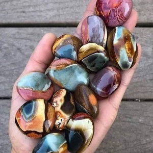 Memelove Onghuat profile icon