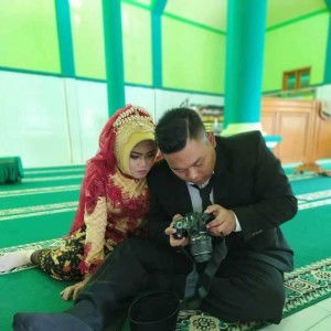 Dini Fitri Ana profile icon