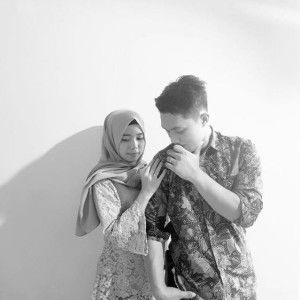 Erni Puput profile icon