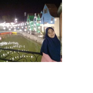 Intan Qomariah profile icon