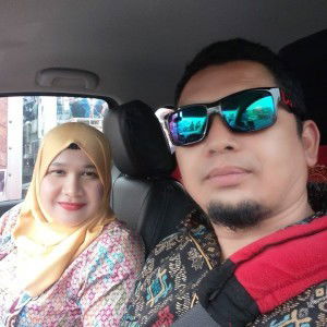 Mira April profile icon