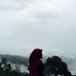 Ade Sri Wahyuni profile icon