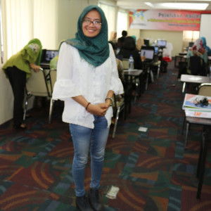 Ayu Siti Fatimah profile icon