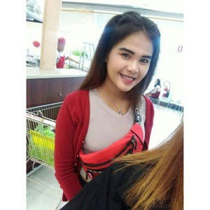 น้ำแข็ง โลเล. profile icon