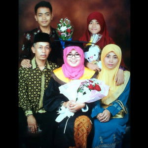 vivi alifiya profile icon