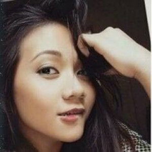 Noviana Angelia Massie profile icon