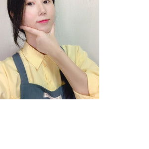 Icha Cahyani profile icon