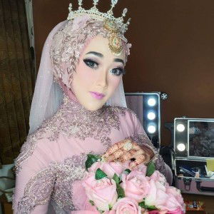 Mery Restiani profile icon