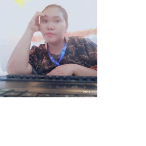 Lena Oktaviani profile icon