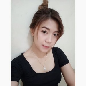 Listiani Metha profile icon