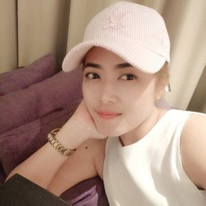 Aom Kanlaya profile icon