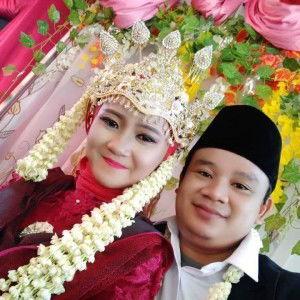 Pramuri Indriani Putri profile icon