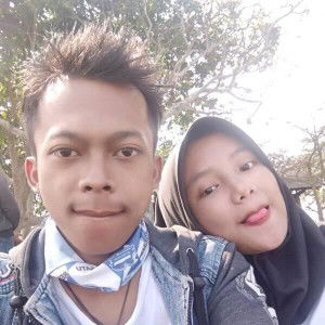 Neneng Mulyani profile icon