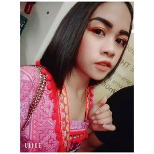 พ๊ะ่ พลอย profile icon