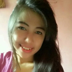 Indah Tri Wahyuni profile icon