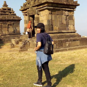 Siti Muallifah profile icon