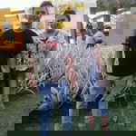 Besty Manullang profile icon