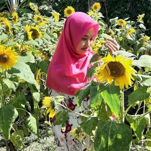 Dwi Arum Mawarni profile icon