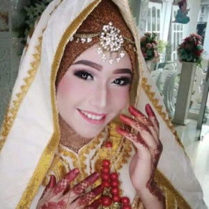 Aysha Hidayatul Fitri profile icon