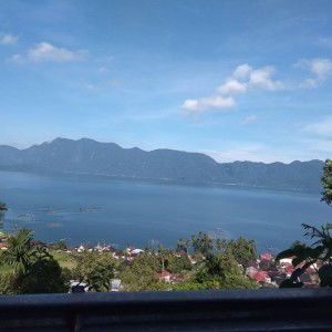 Poppy Widya profile icon