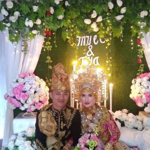 Tia Fitri profile icon