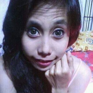 Vhea Enno Syakira profile icon