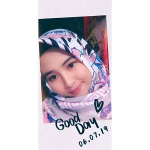 Shintia Kusuma Wati profile icon