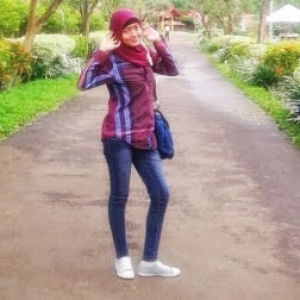 Siti Khoirulina profile icon