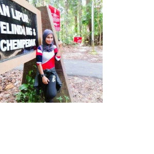 Farah munirah profile icon