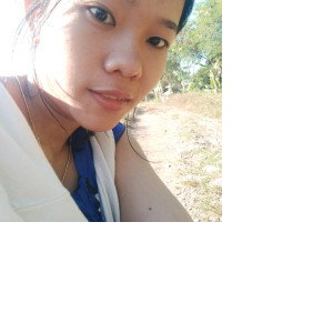 Reni Rahmawati profile icon
