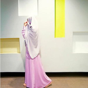 Rinni Afrilliani profile icon