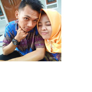 Dina Ainur Rofiq profile icon
