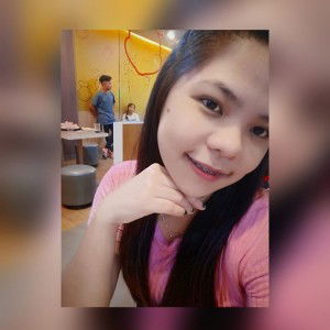 Izhel Esparas profile icon