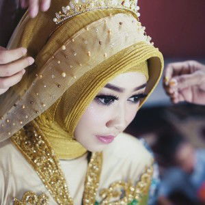 anik azizah profile icon