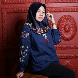 Indah Yuliyanti profile icon