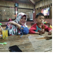 Echy Aryanti profile icon